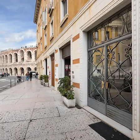 Flats4rent Dimora Arena Apartment